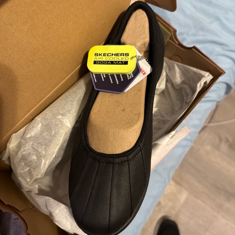 Skechers Black Air Cooled Slip-Ons